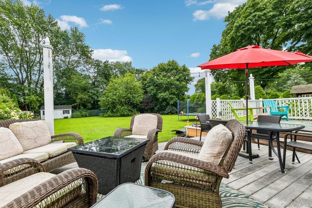 38 Nathan Drive, Bohemia, NY 11716