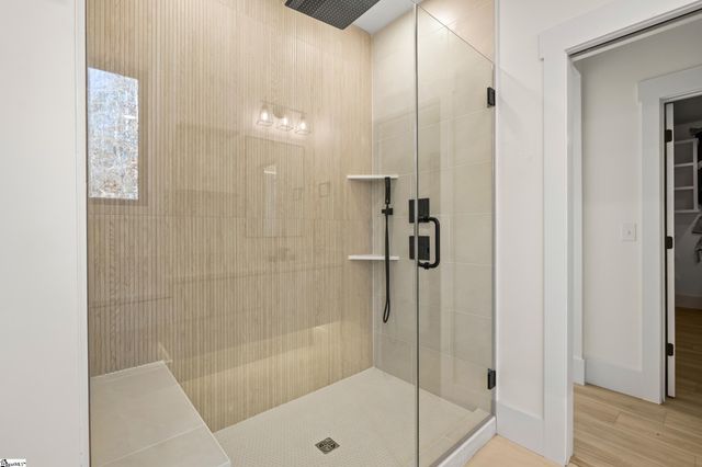 125 E Peninsula Drive, Laurens, SC 29360