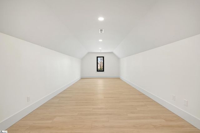 125 E Peninsula Drive, Laurens, SC 29360