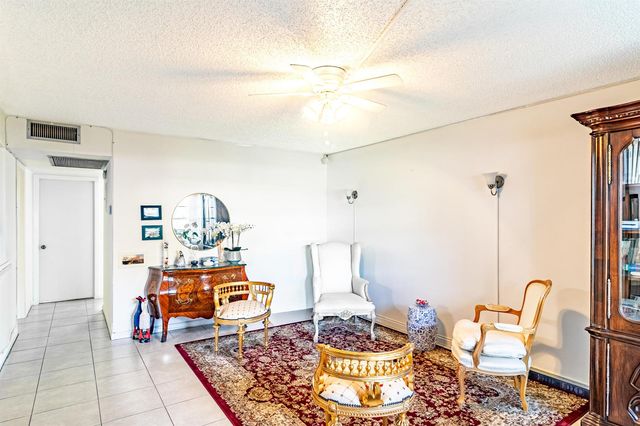 213 Fanshaw 213, Boca Raton, FL 33434