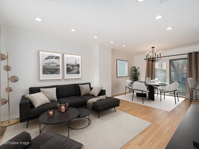 604 W Armitage Avenue, Chicago, IL 60614