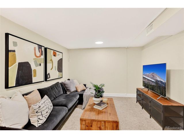 1458 S Logan St, Denver, CO 80210