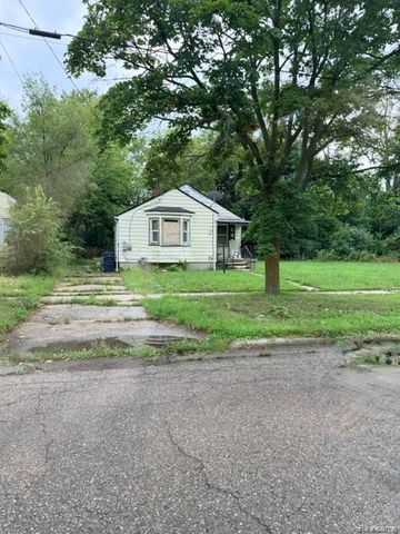 136 E Mcclellan Street, Flint, MI 48505