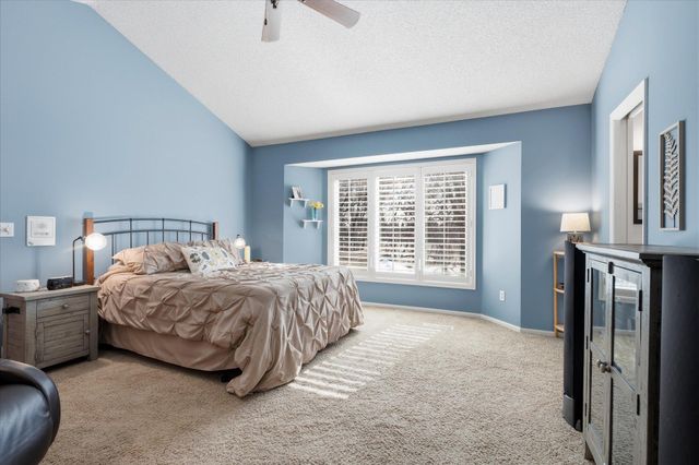 1237 Summit Oaks Drive, Burnsville, MN 55337