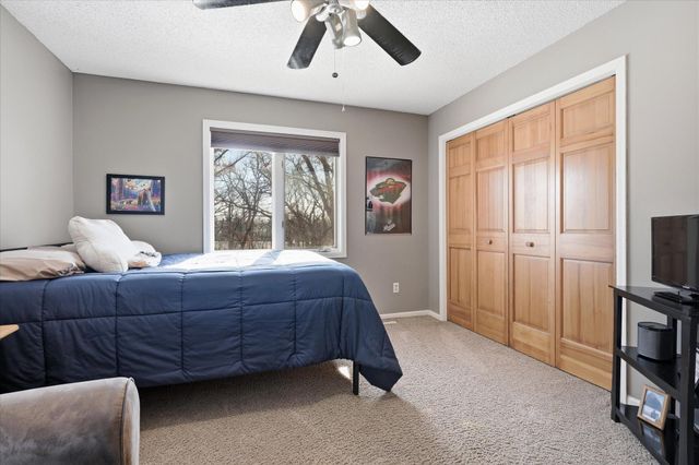 1237 Summit Oaks Drive, Burnsville, MN 55337