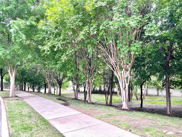 2713 Troutt Drive, Carrollton, TX 75010