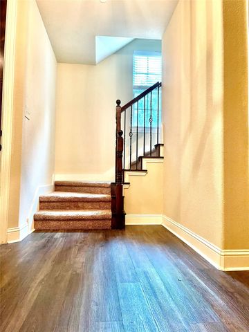 2713 Troutt Drive, Carrollton, TX 75010