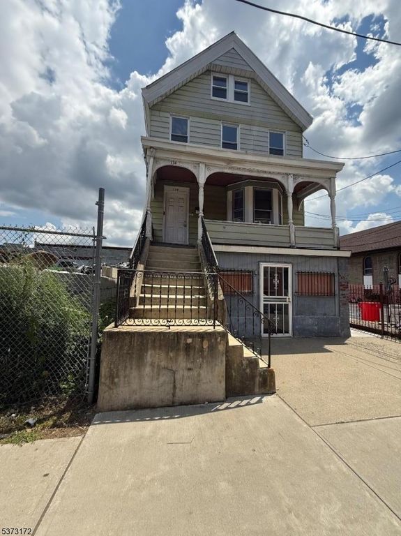 134 Hickory St, City Of Orange Twp., NJ 07050
