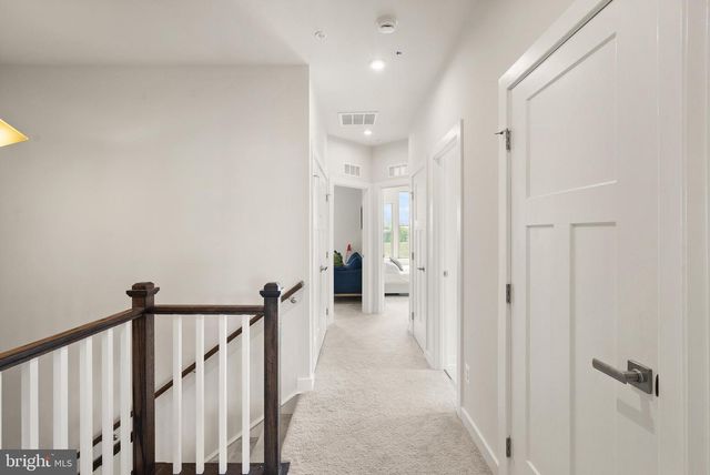 24252 THURSO SQ, Sterling, VA 20166