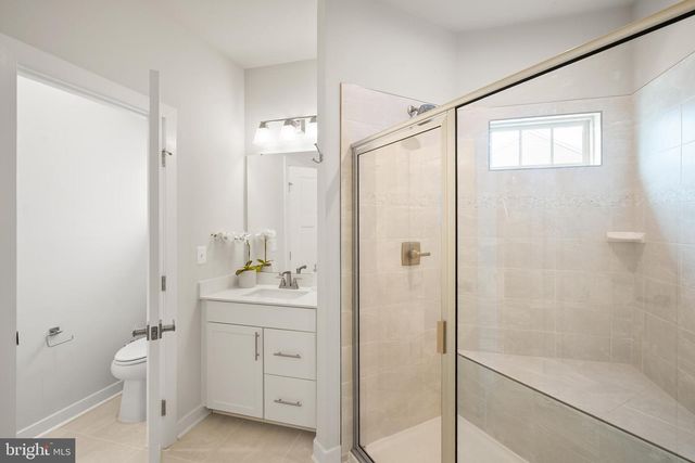 24252 THURSO SQ, Sterling, VA 20166