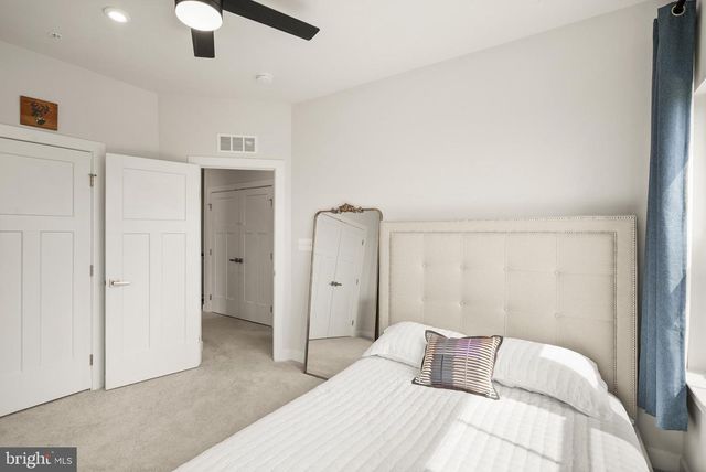 24252 THURSO SQ, Sterling, VA 20166