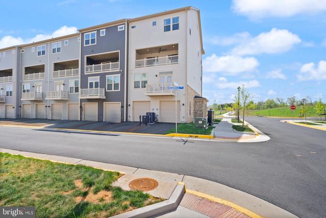 24252 THURSO SQ, Sterling, VA 20166