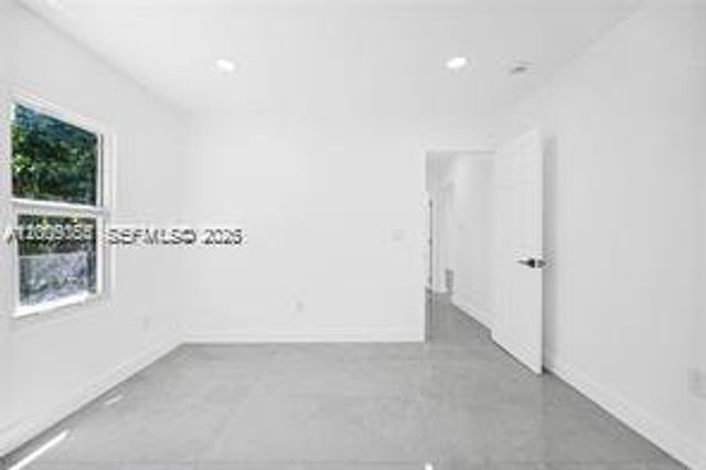 1301 Sharar Ave, Opa-locka, FL 33054