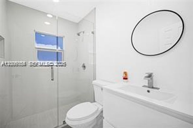 1301 Sharar Ave, Opa-locka, FL 33054