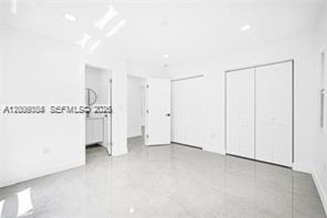 1301 Sharar Ave, Opa-locka, FL 33054