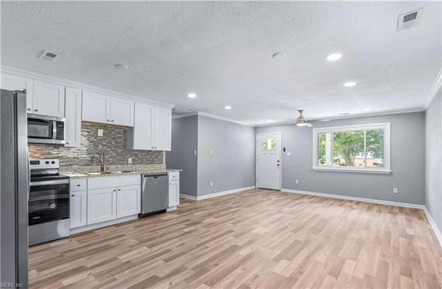 808 Trice TER, Norfolk, VA 23502