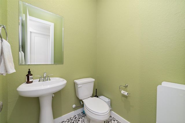 16515 Texas Hill Country Road, Cypress, TX 77433