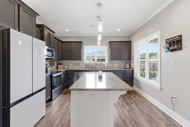 34 Castlewoods Way, Petal, MS 39465