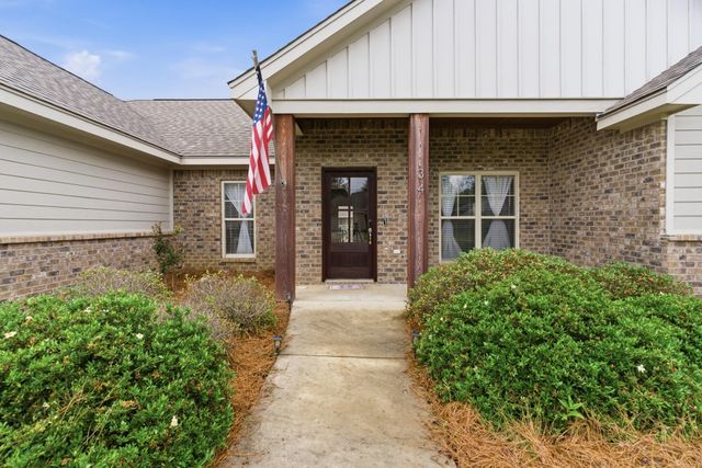 34 Castlewoods Way, Petal, MS 39465