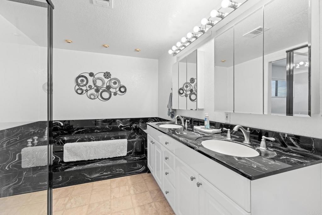 525 W El Norte Parkway 140, Escondido, CA 92026 — photo 5