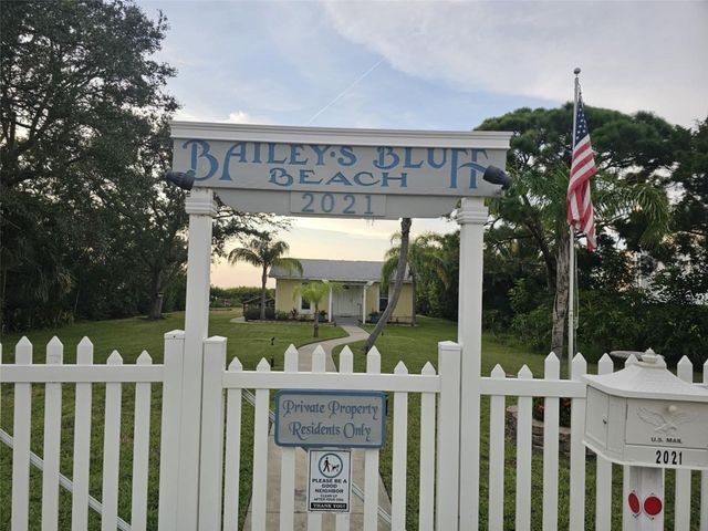 2210 BAYOU DRIVE, Holiday, FL 34691