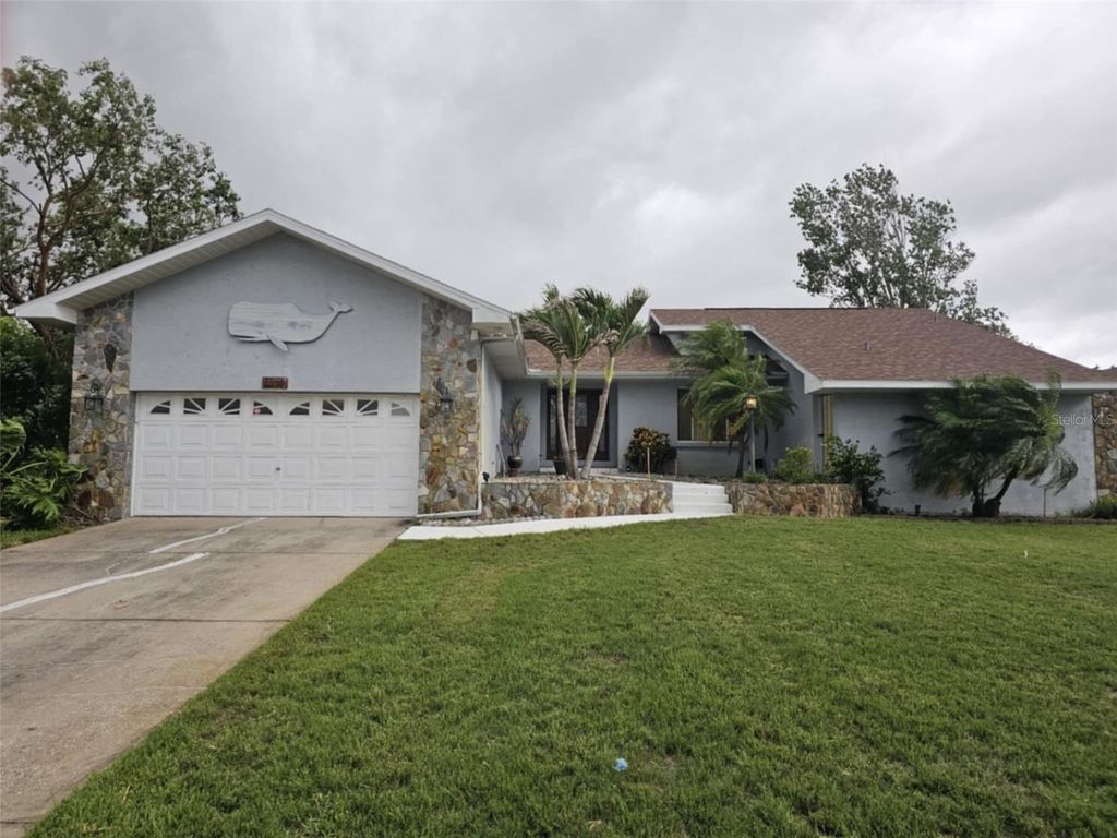 2210 BAYOU DRIVE, Holiday, FL 34691