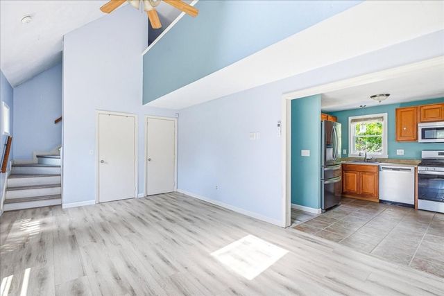 100 Park Ave, Wareham, MA 02538
