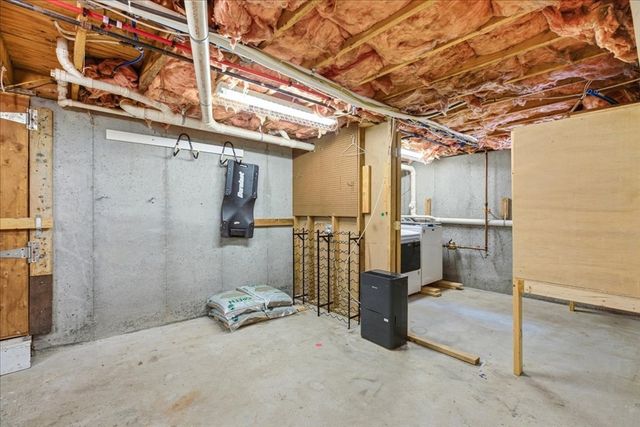 100 Park Ave, Wareham, MA 02538