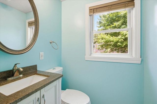 100 Park Ave, Wareham, MA 02538