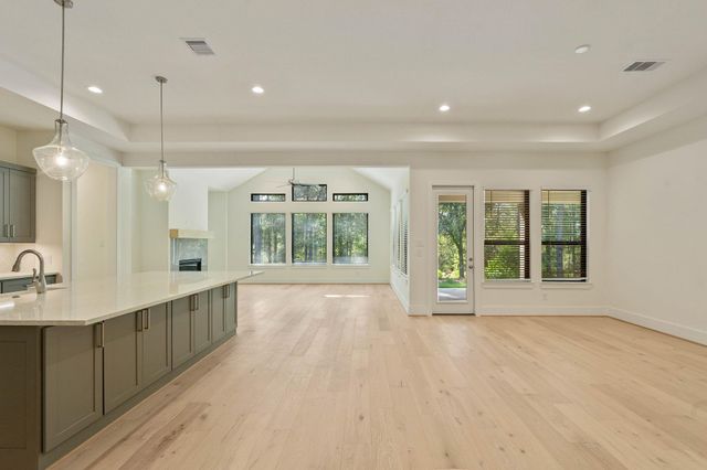 9258 Cedar Bend, Plantersville, TX 77363