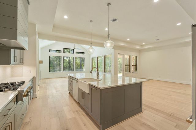 9258 Cedar Bend, Plantersville, TX 77363