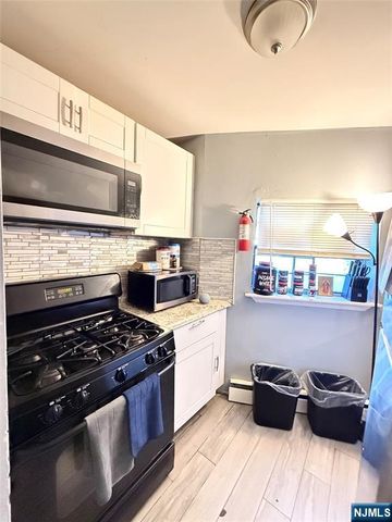 171 Old Bergen Road 1R, Jersey City, NJ 07305