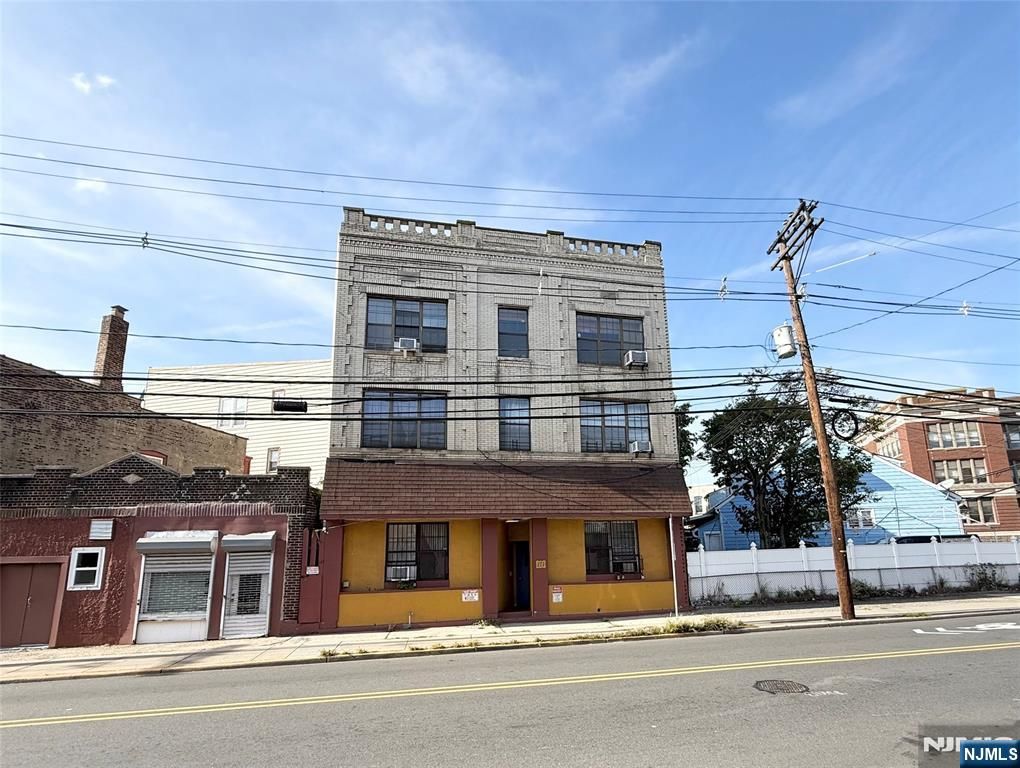 171 Old Bergen Road 1R, Jersey City, NJ 07305