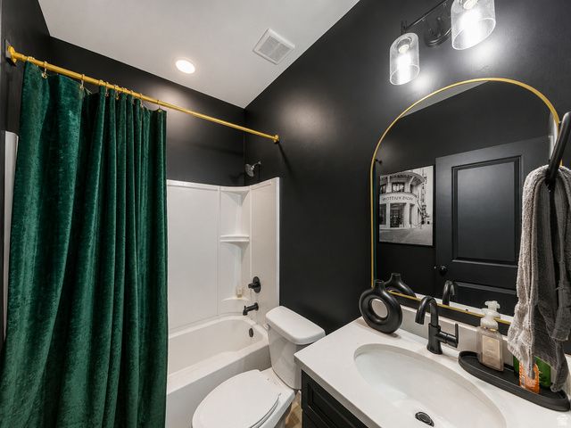 2468 W 3230 S, Syracuse, UT 84075