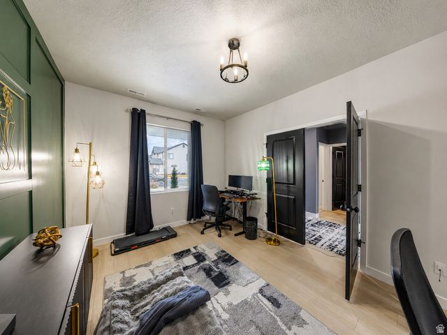 2468 W 3230 S, Syracuse, UT 84075