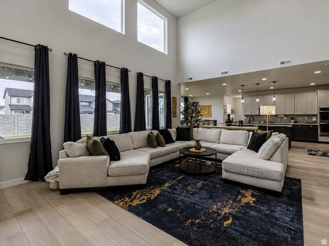 2468 W 3230 S, Syracuse, UT 84075