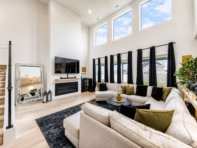 2468 W 3230 S, Syracuse, UT 84075