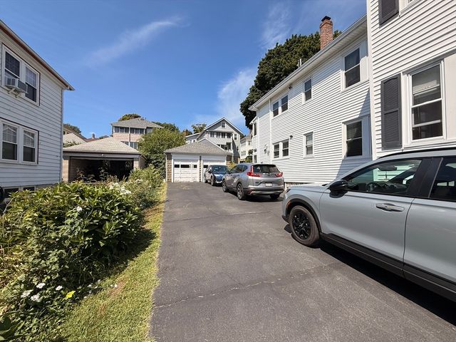 509 School 1, Belmont, MA 02478