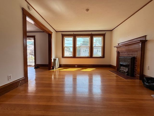 509 School 1, Belmont, MA 02478