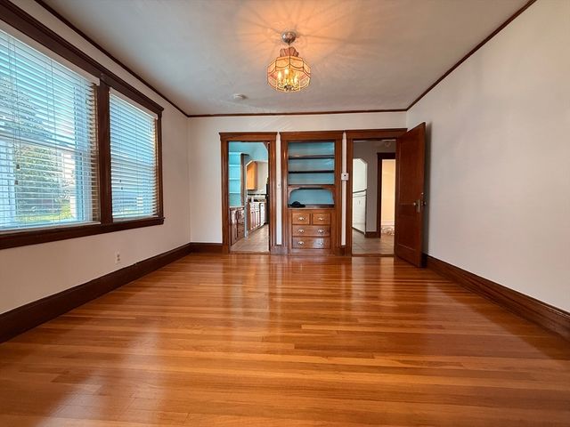 509 School 1, Belmont, MA 02478