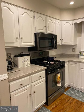 9 KRISTAL CT, Baltimore, MD 21236