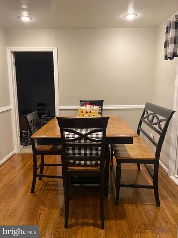 9 KRISTAL CT, Baltimore, MD 21236