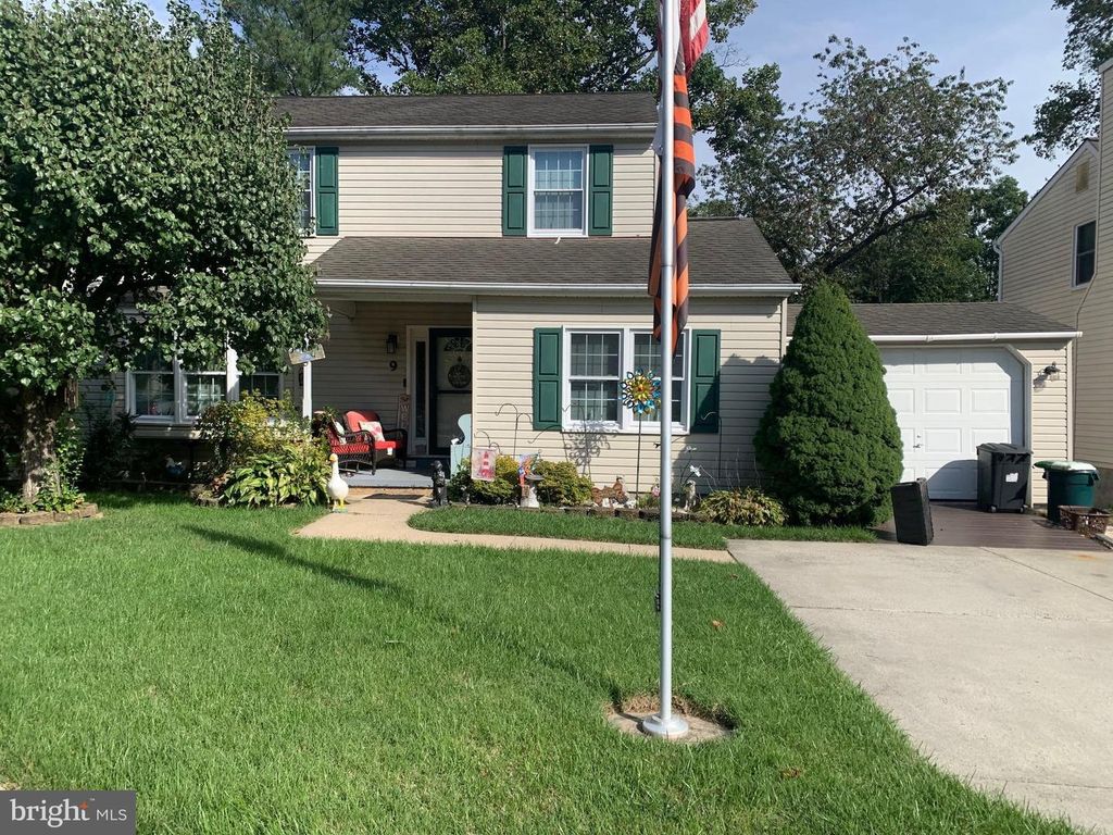 9 KRISTAL CT, Baltimore, MD 21236