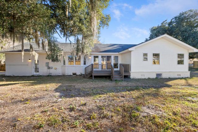 1822 Mallard Circle, Moncks Corner, SC 29461