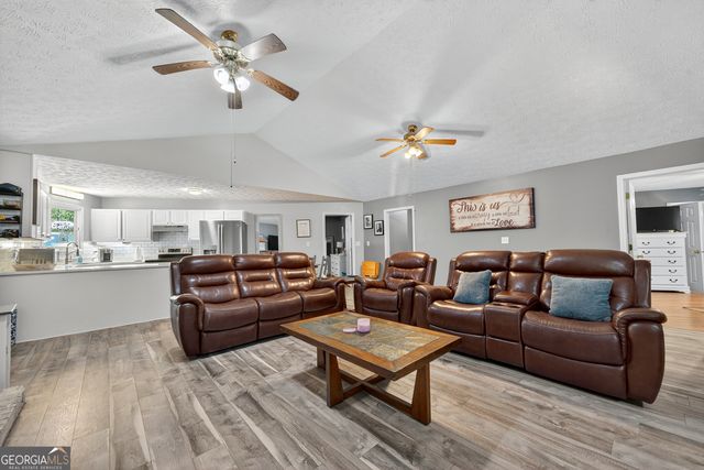 508 Rockville Springs Drive, Eatonton, GA 31024