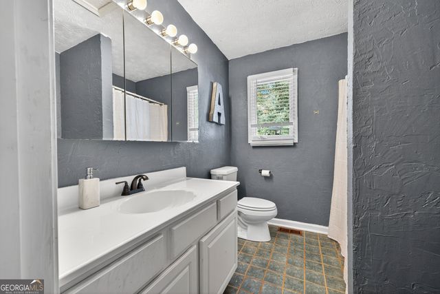 508 Rockville Springs Drive, Eatonton, GA 31024