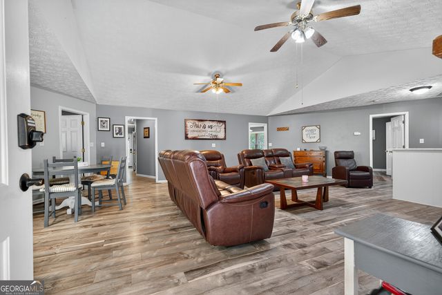 508 Rockville Springs Drive, Eatonton, GA 31024