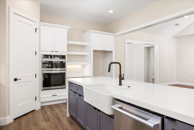 2180 Middlewood Circle, Granbury, TX 76049