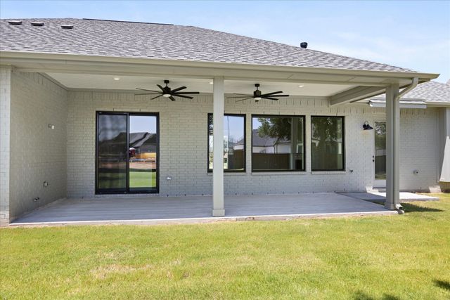 2180 Middlewood Circle, Granbury, TX 76049