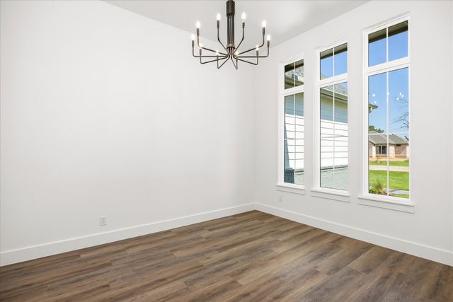 2180 Middlewood Circle, Granbury, TX 76049